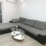 Nella شقة زادار