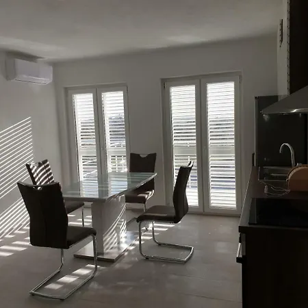 Nella Apartment
