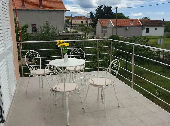 דירה Nella זאדאר